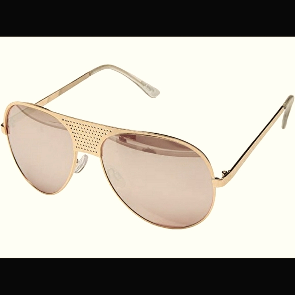 Steve Madden Retro Style Aviator Sunglasses